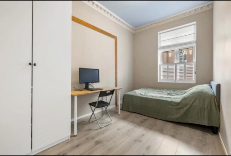 0177 Oslo Thor Olsens Gate 8B